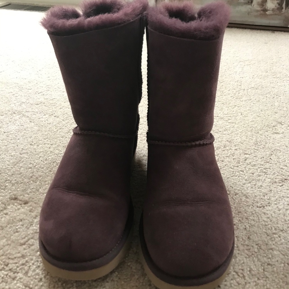 Ugg Bailey Bow Boots Excellent Condition!! - image 4